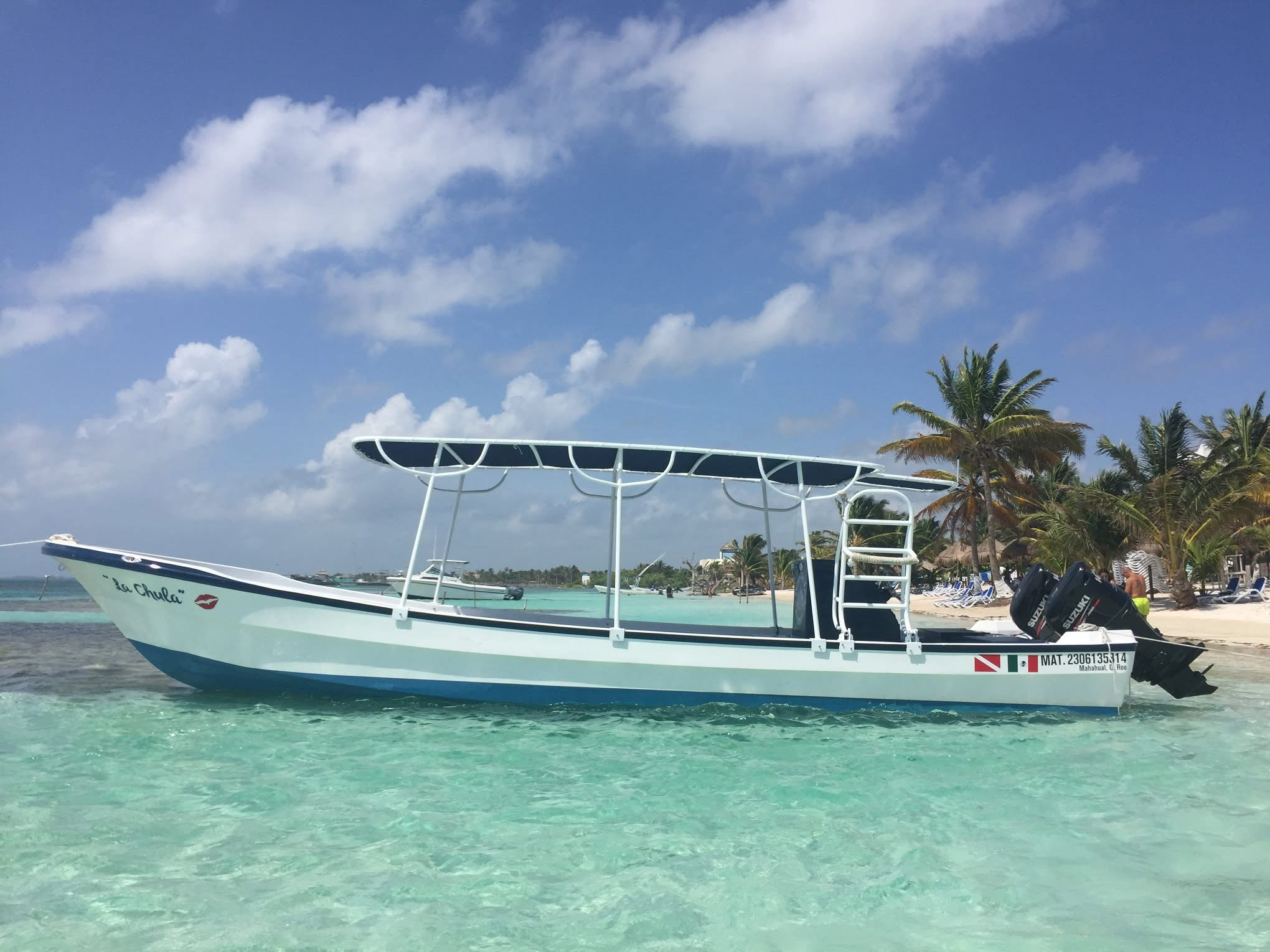 Amigos Del Mar dive boat